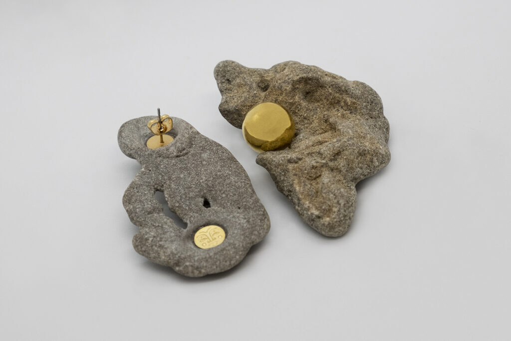 Earrings 0001