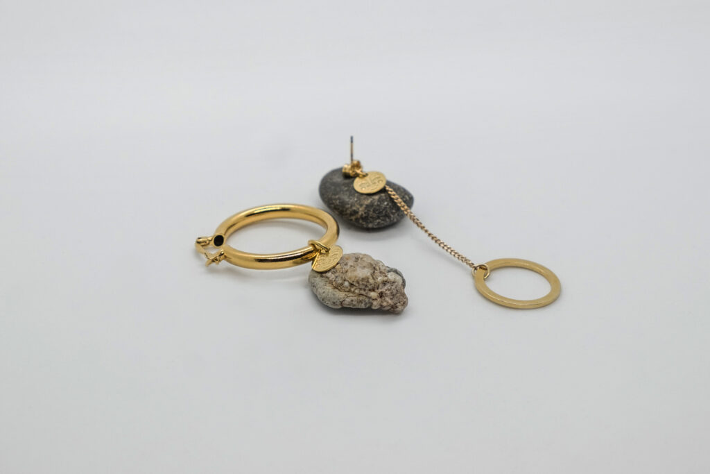 Earrings 00020 — view 3