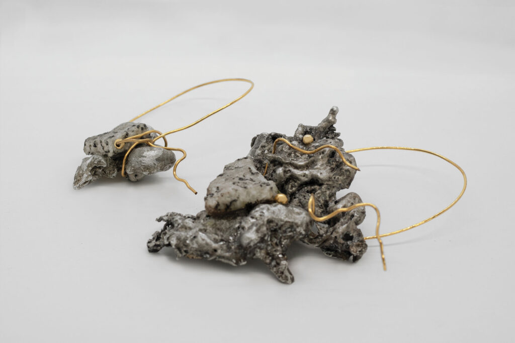 Earrings 0001