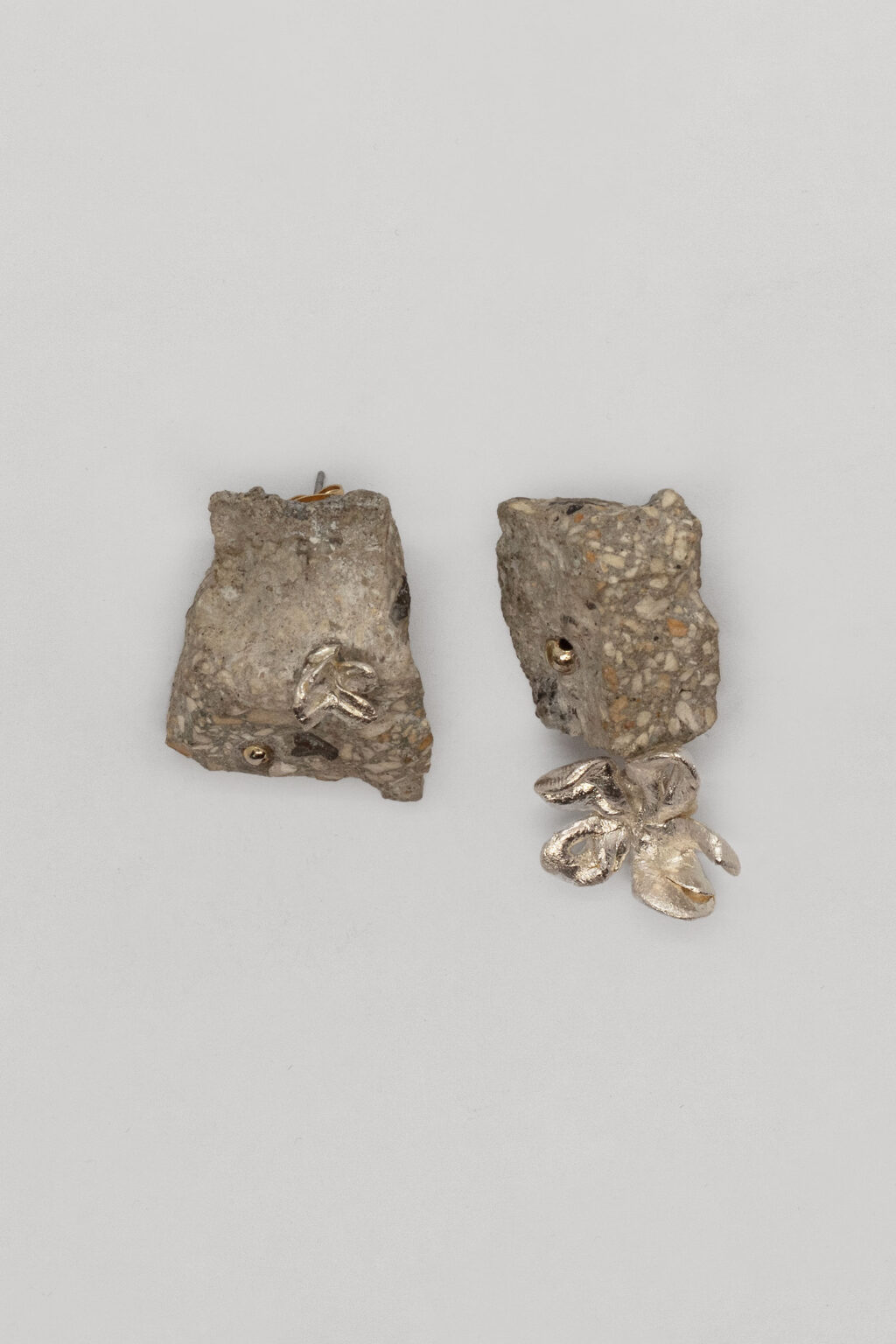 Earrings 0005 — view 1