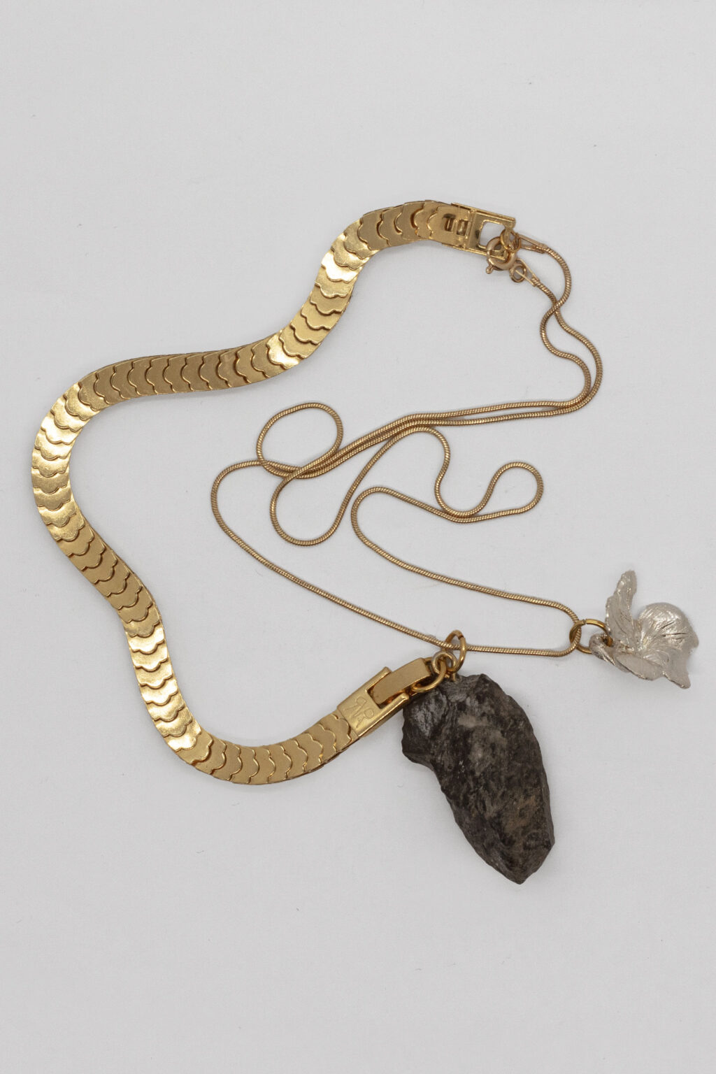 Collar 00026 — view 1